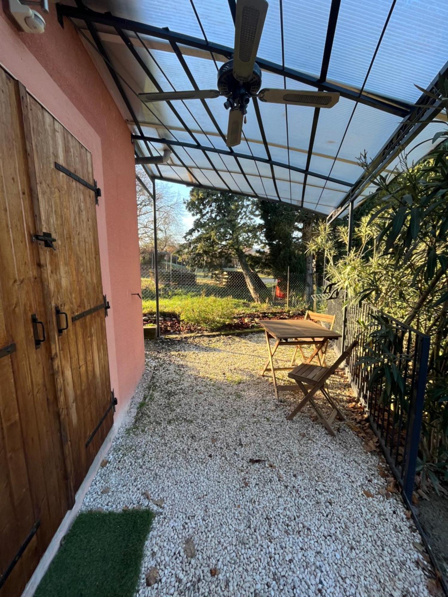 Studio Cosy Avec Climatisation Et Terrasse Malataverne Екстериор снимка