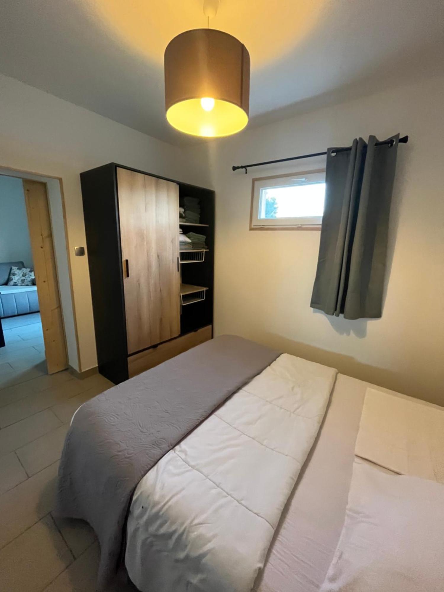 Studio Cosy Avec Climatisation Et Terrasse Malataverne Екстериор снимка