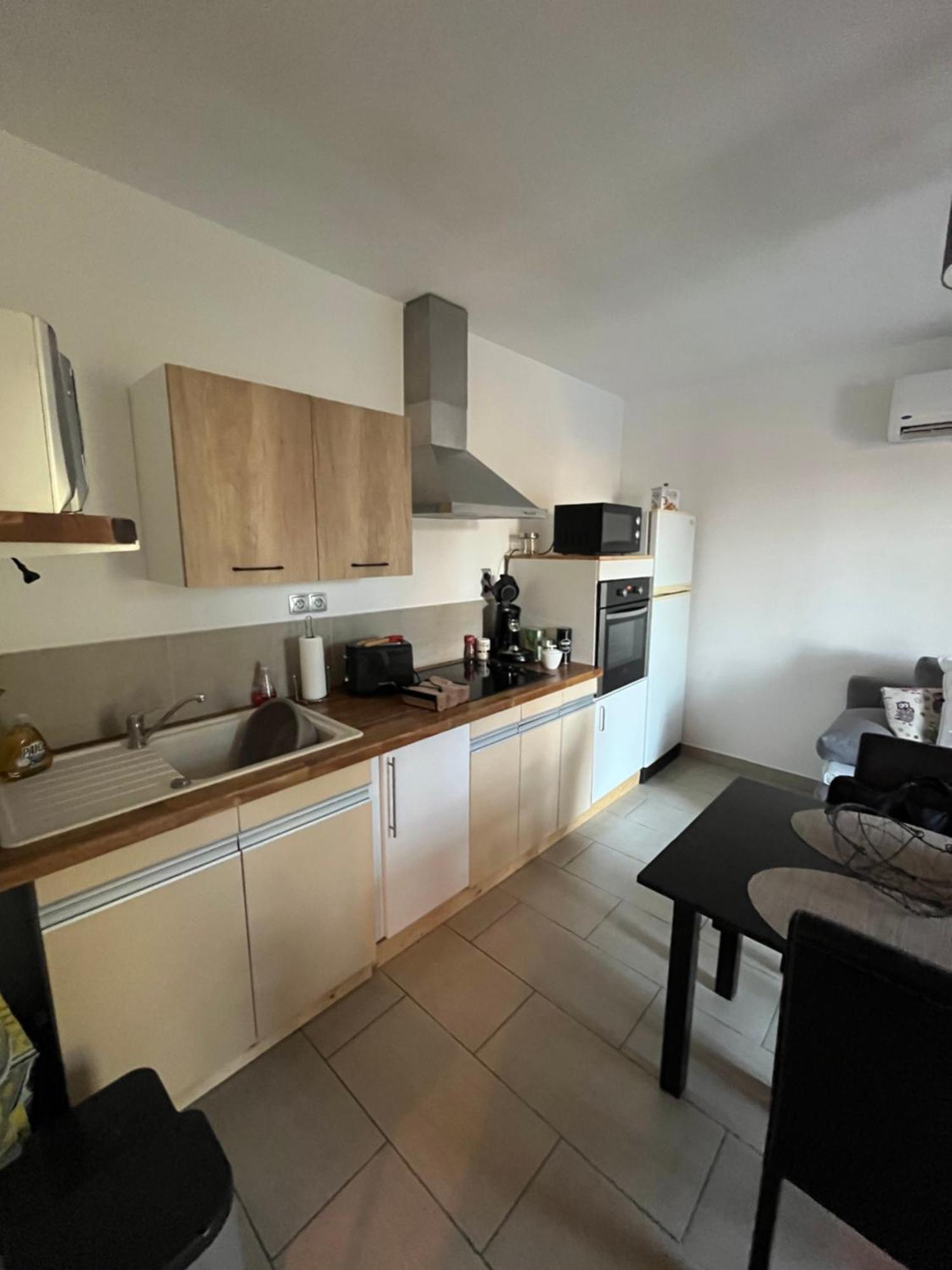 Studio Cosy Avec Climatisation Et Terrasse Malataverne Екстериор снимка