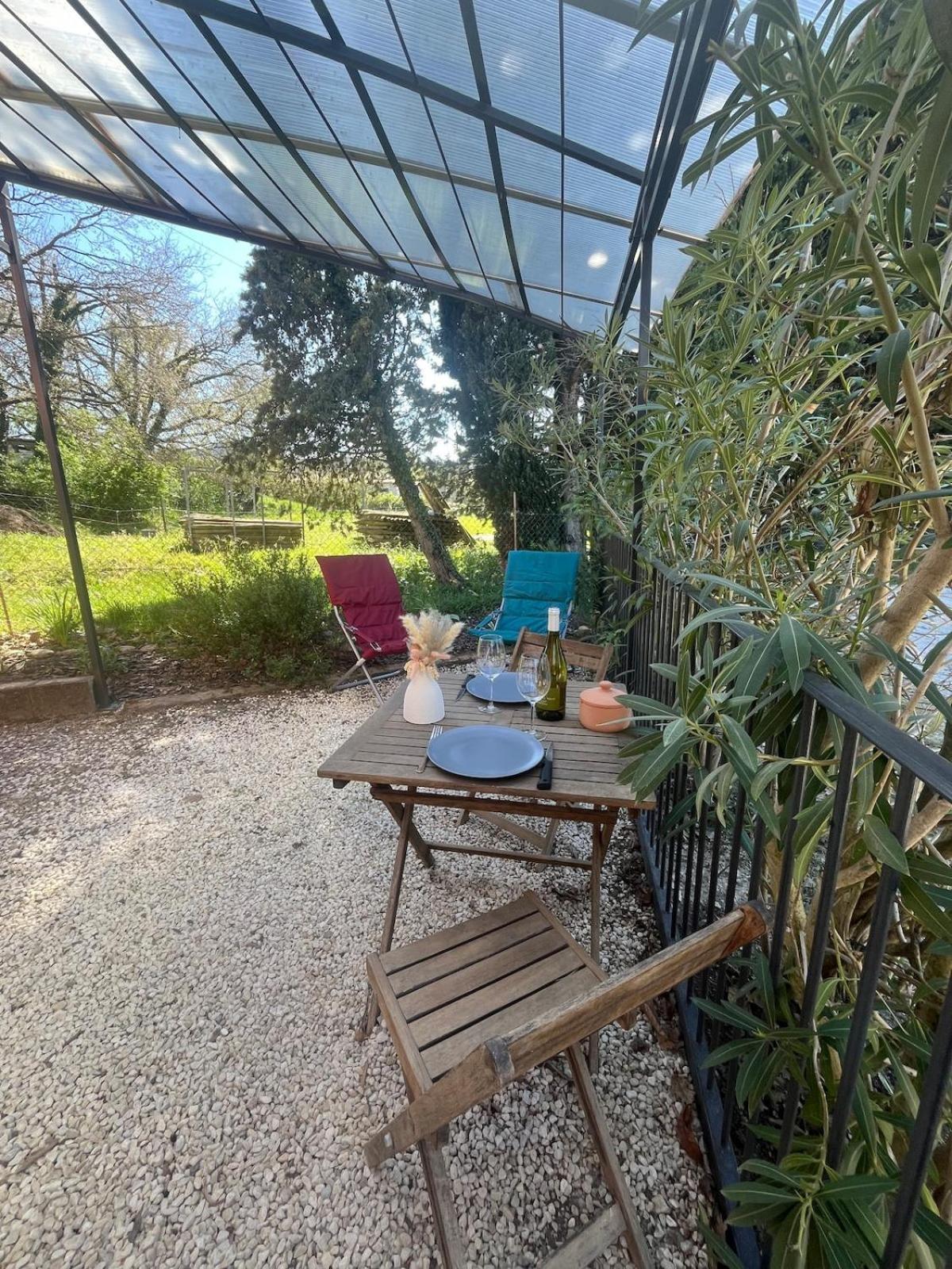 Studio Cosy Avec Climatisation Et Terrasse Malataverne Екстериор снимка